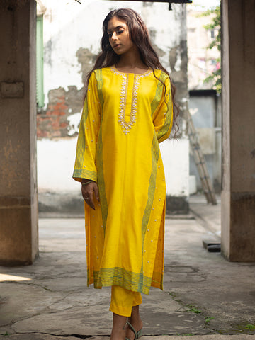 Kali Cut Kurti Set