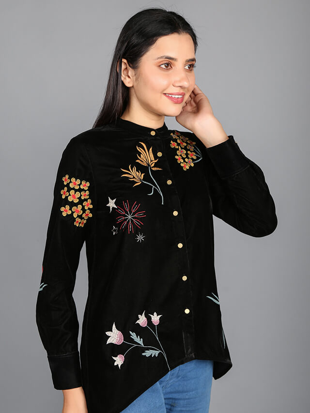 Embroidery velvet blouse