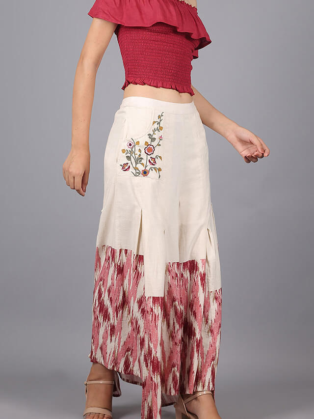 Trendy up-down flex cotton pants with an embroidered patch pocket