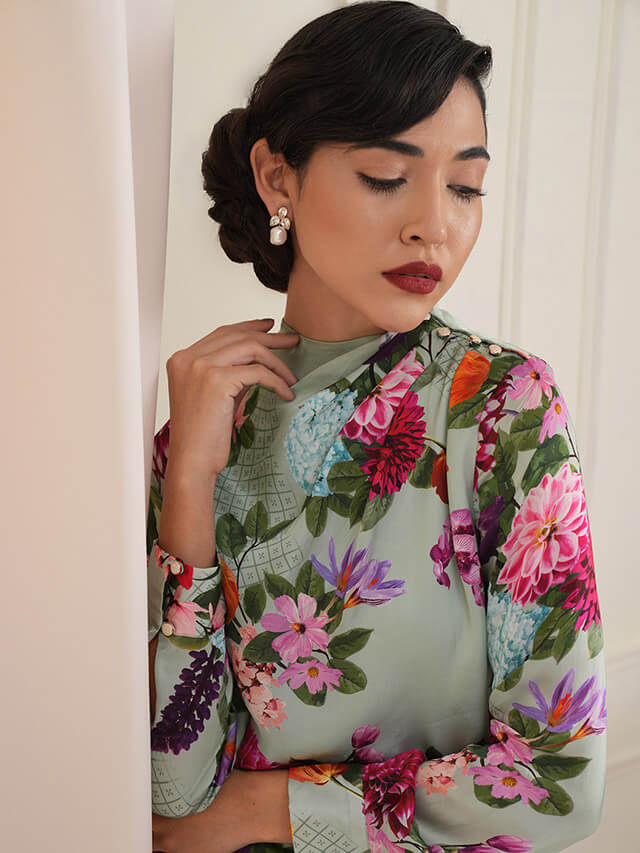 Esther floral pleated blouson