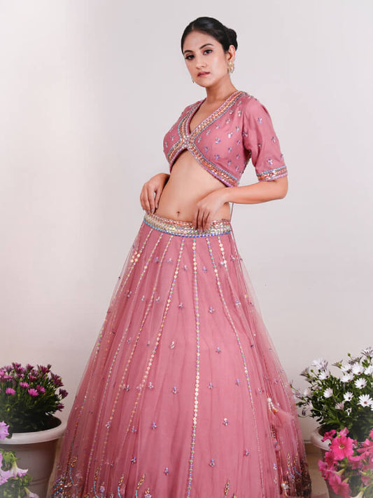 Ahyana Lehenga