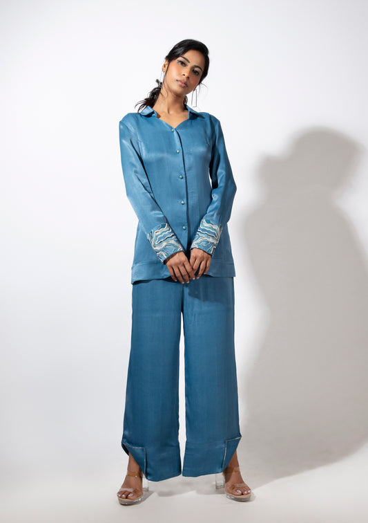 Cuff Embroidered Round Collar Co-ord